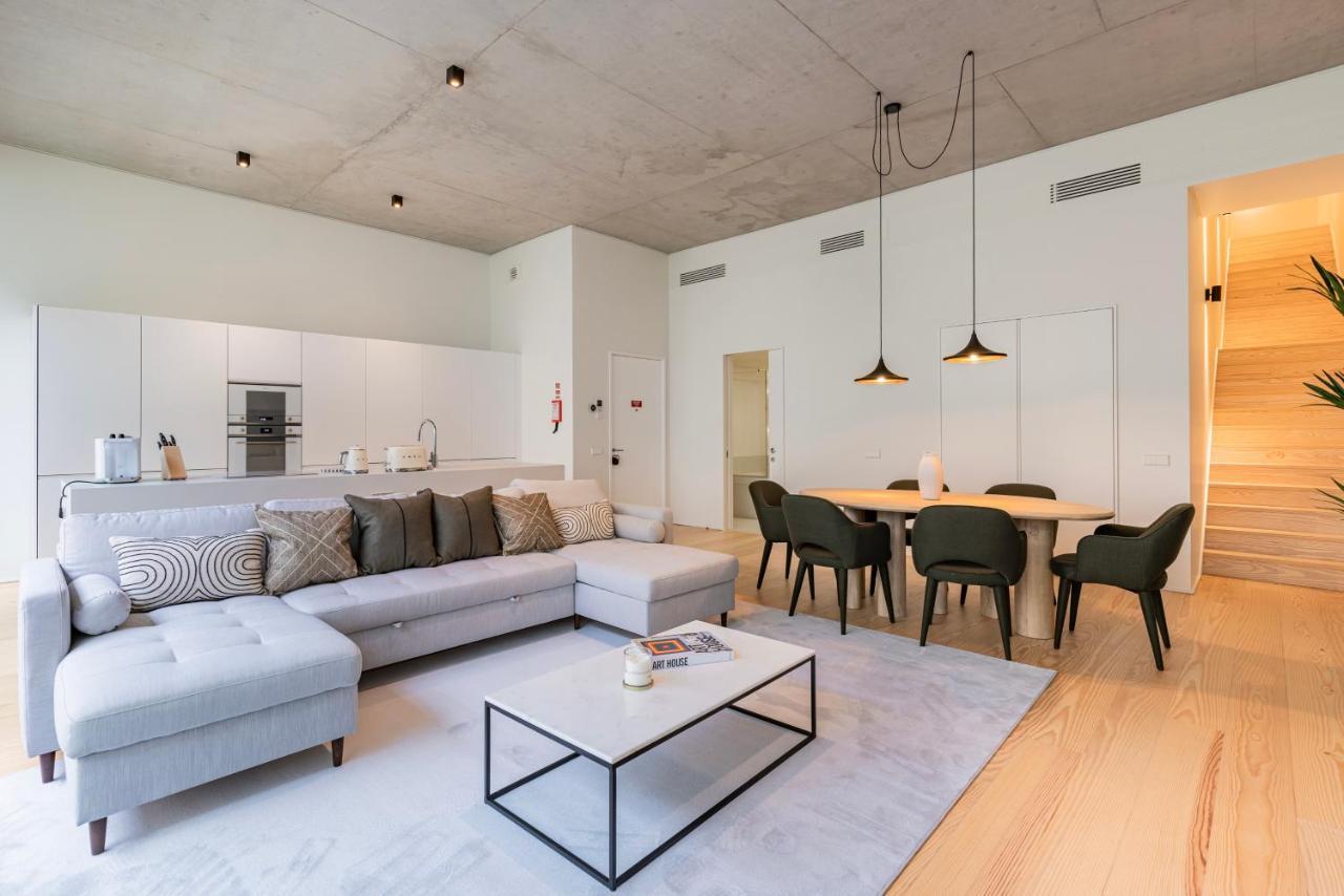 Hidden Pearl W/ Patio & Pool By Lovelystay Lisboa Exterior foto